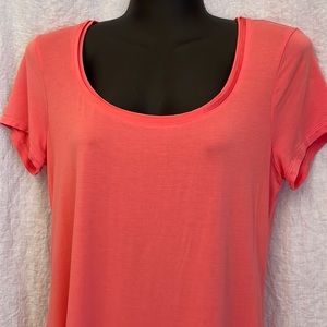 Small White House Black Market Coral Dressy Tee